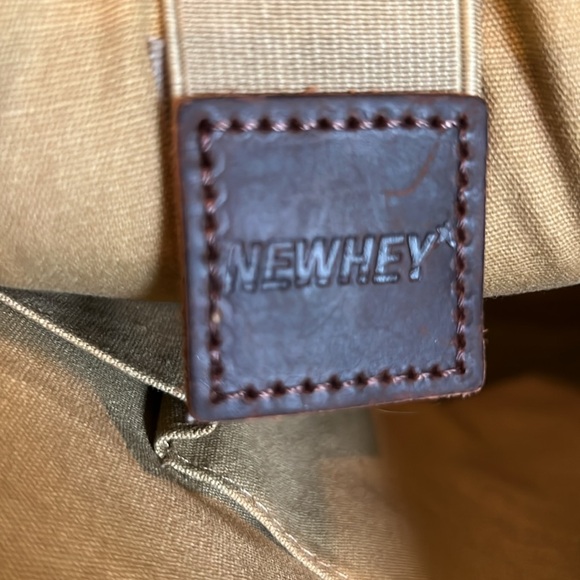 NEWHEY Waxed Canvas & Leather Laptop Messenger Bag - Picture 3 of 12